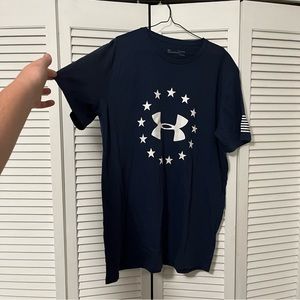 Navy Under armor tee